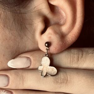 Elegant Gold Butterfly Earrings
